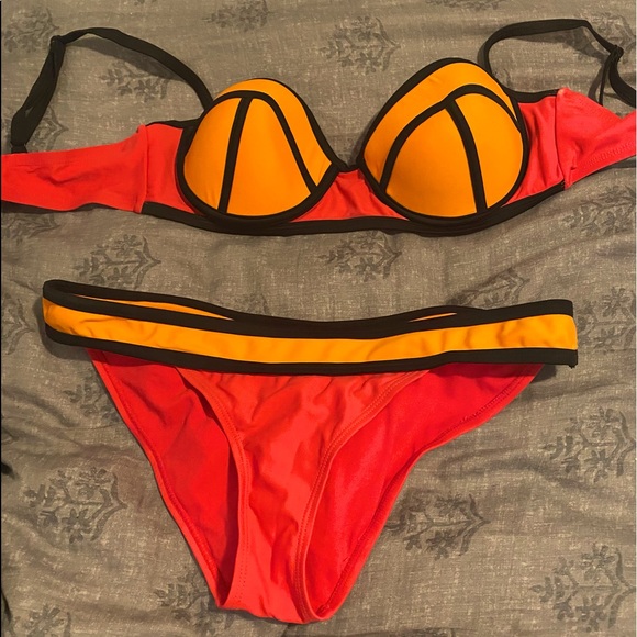 SEXY NEON LINGERIE👁BIKINI-NWOT!!Large top Med bot - Picture 1 of 12
